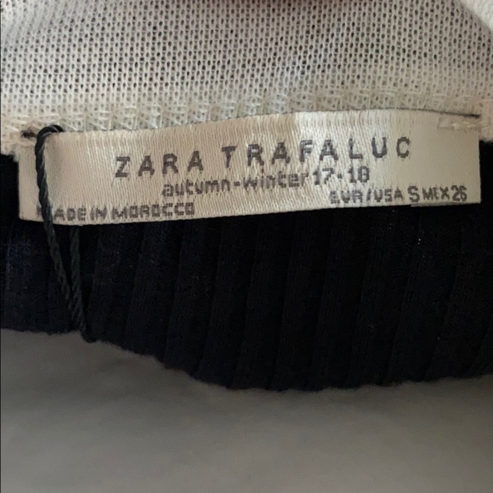 Ribbed Tee - Picture 4 of 4